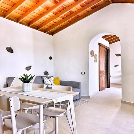 Casas Javier אדחה