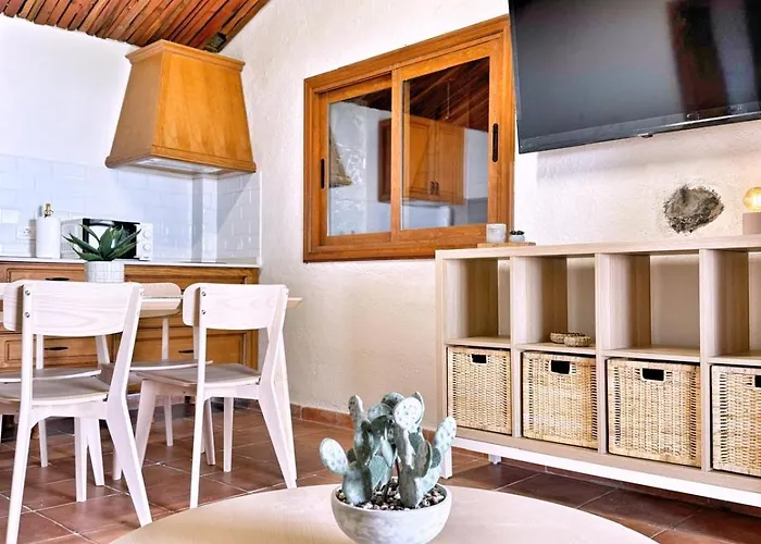 Casas Javier 아데제